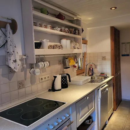 House 29 בית הארחה *