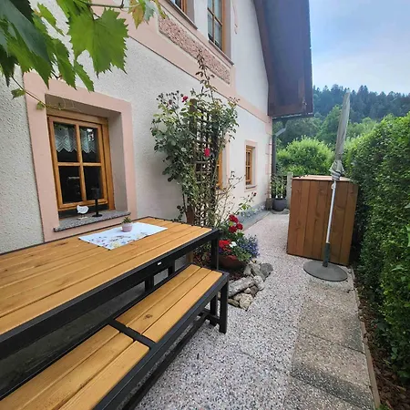 House 29 * بيغونيي نا غورينيسكِ