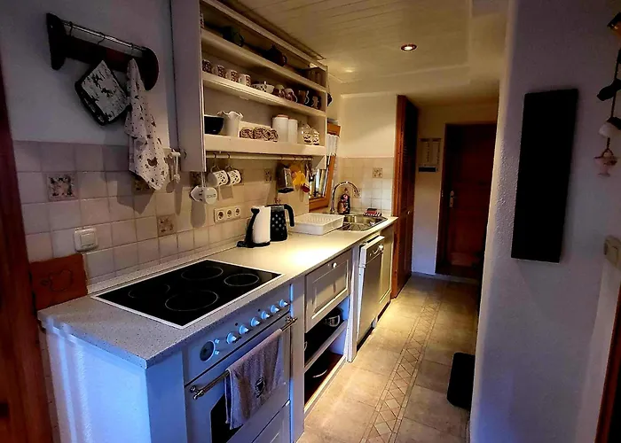 Hiša za goste House 29 *